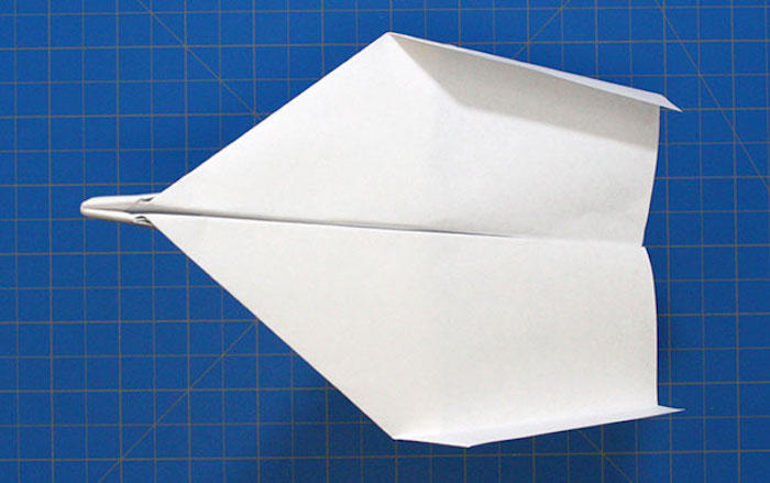 Как сделать самолёт из бумаги
