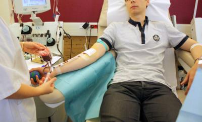 Забор крови у донора