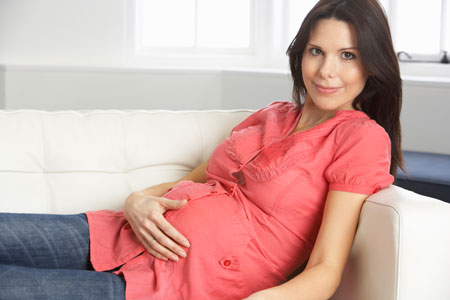 Шевеления плода во время беременности: что означают и как считать?