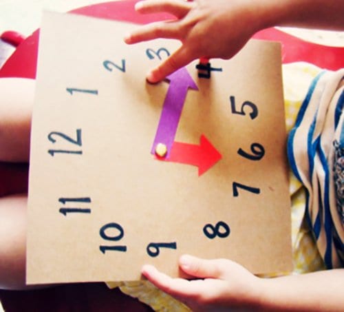 Часы из картона для обучения детей