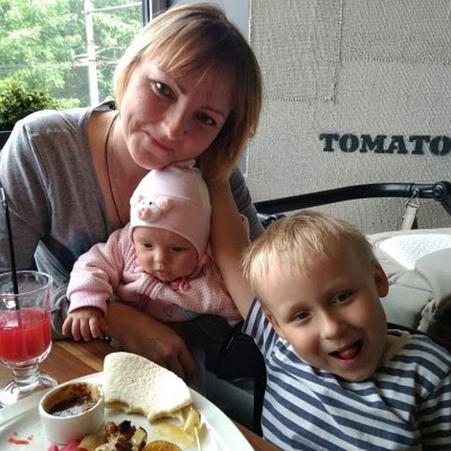 Татьяна Рыбкина с дочкой Настей и сыном Степой. Фото: Фонд борьбы с лейкемией. 