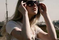 What is fashion glasses? What to look for when choosing