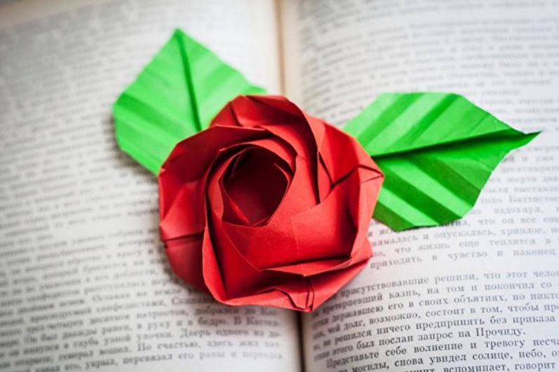 Роза своими руками в технике оригами
